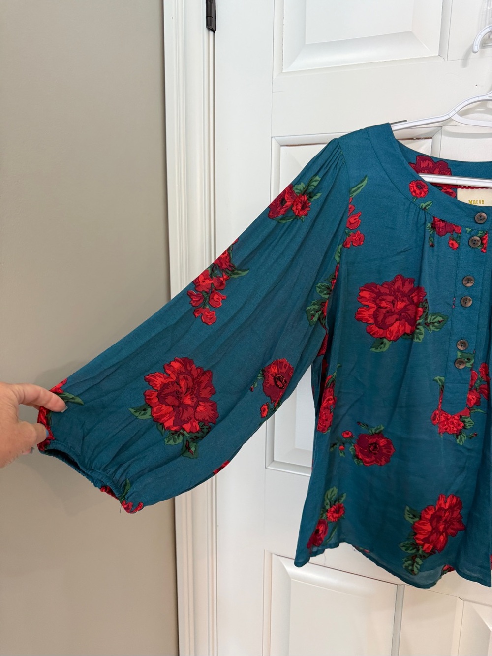 Maeve Anthropologie Kalas Henley Blouse blue red Floral 25627 - Picture 7 of 11